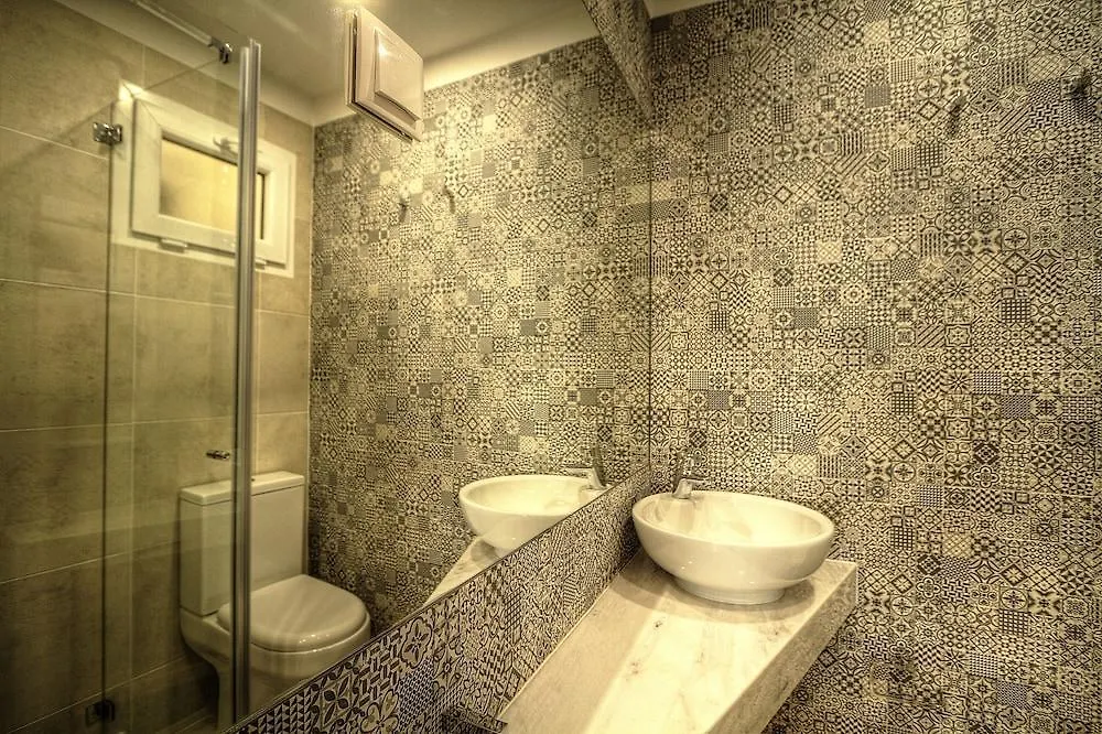 Martim Vaz Design By Apartments Alfama Lissabon